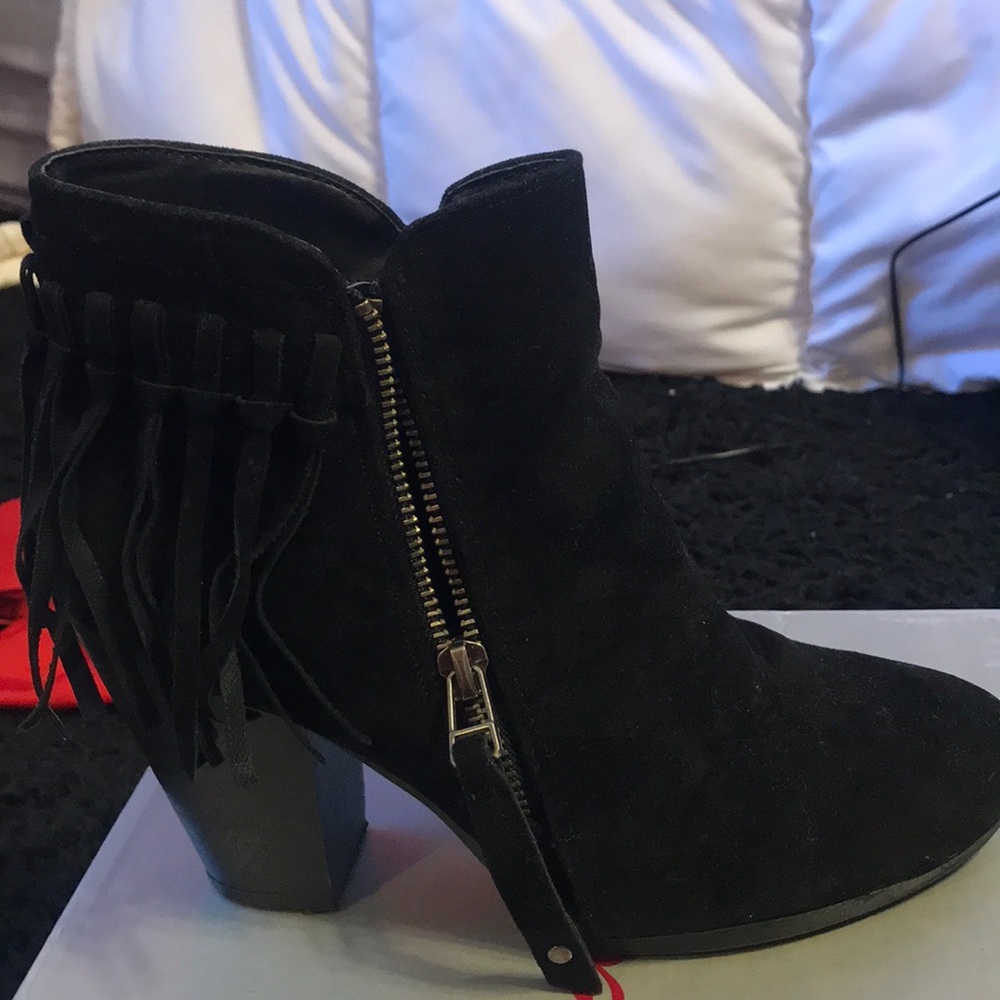 black booties - Picture 3 of 4